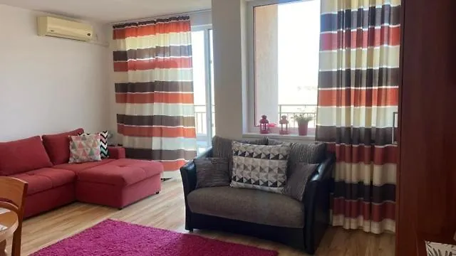 Golf Club Mia 2 Апартамент *